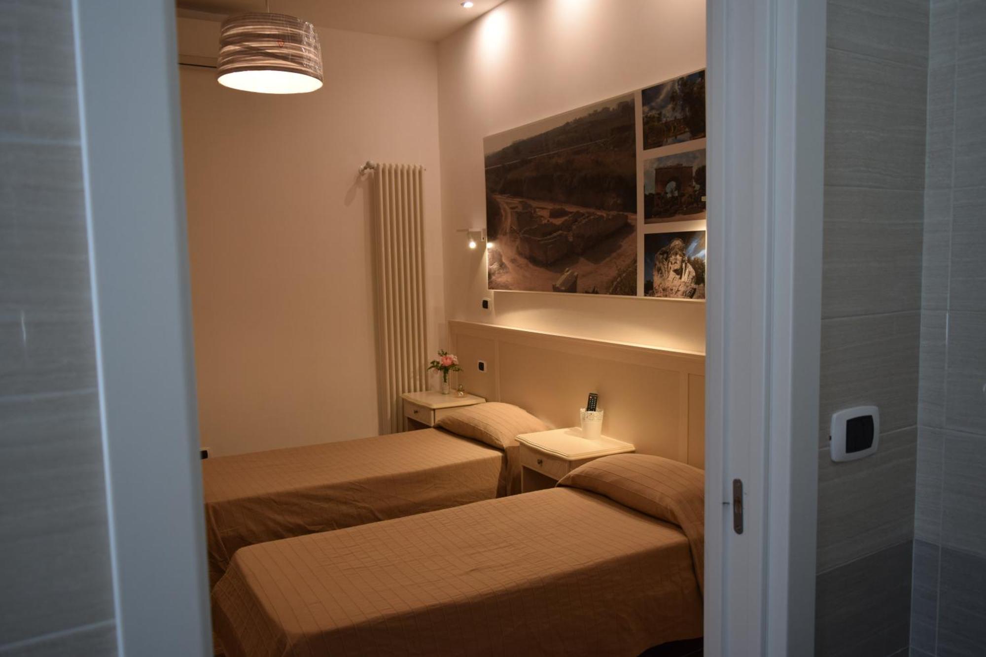 Domus Al Corso Con Servizio B&B Каноса ди Пулия Екстериор снимка
