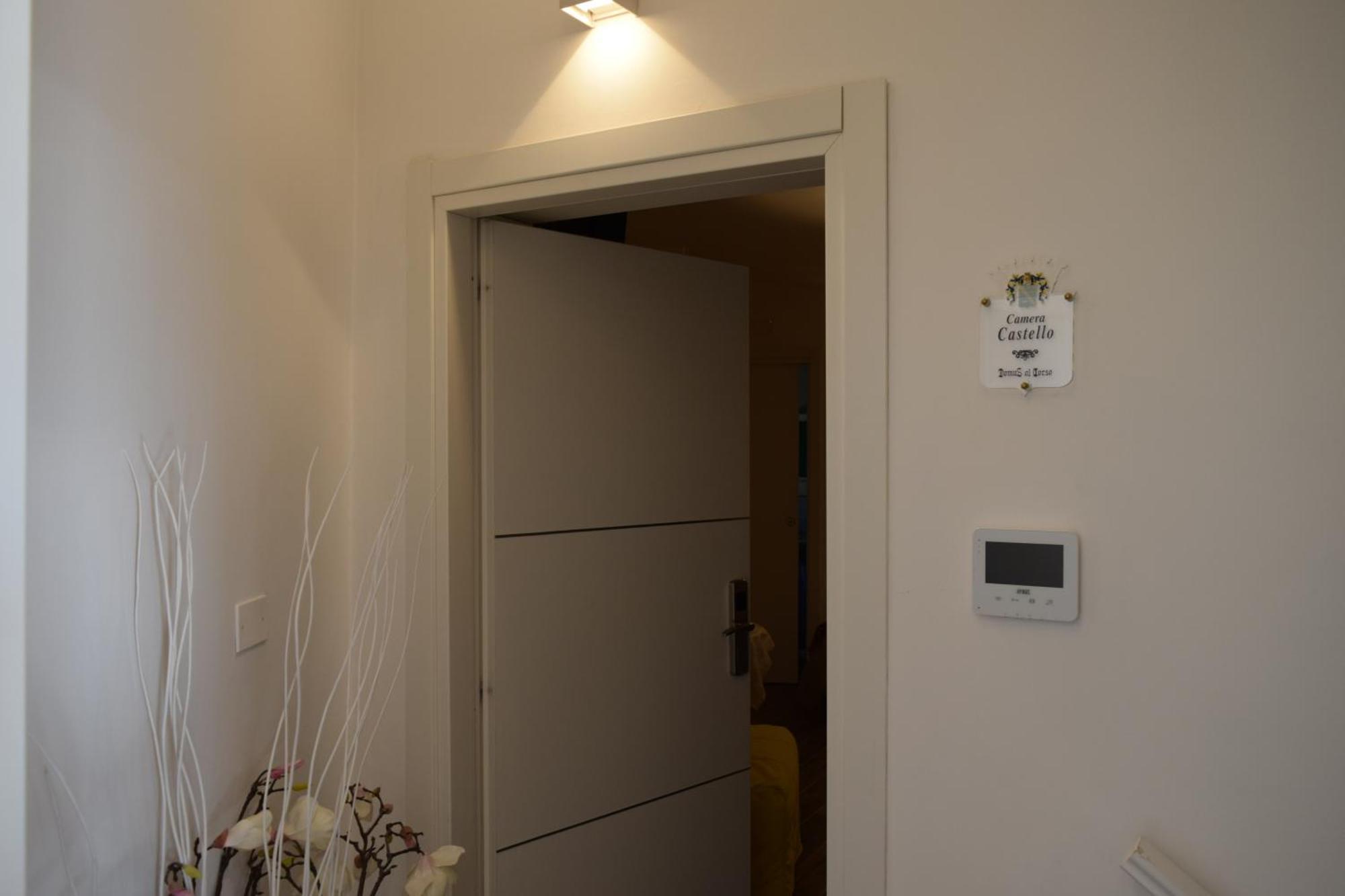 Domus Al Corso Con Servizio B&B Каноса ди Пулия Екстериор снимка