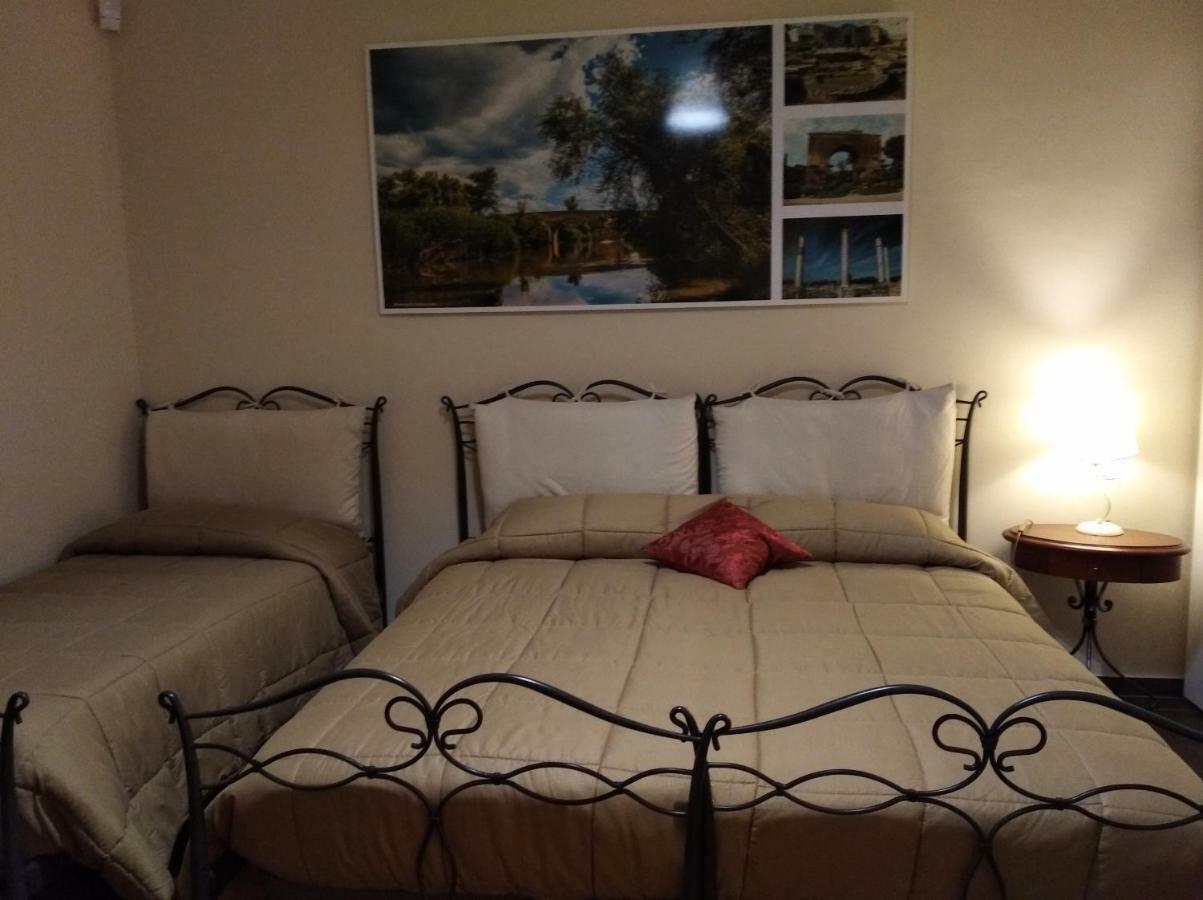 Domus Al Corso Con Servizio B&B Каноса ди Пулия Екстериор снимка
